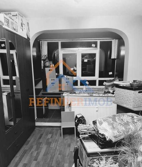 Apartament 3 camere Rahova zona Teius - 1