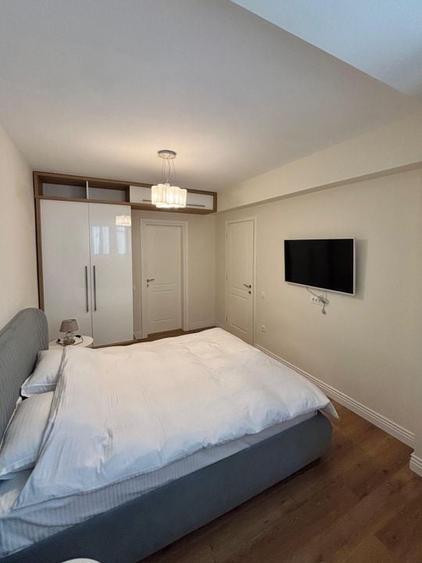 Apartament de inchiriat cu 3 camere în Aviatiei- 100 mp utili - 6