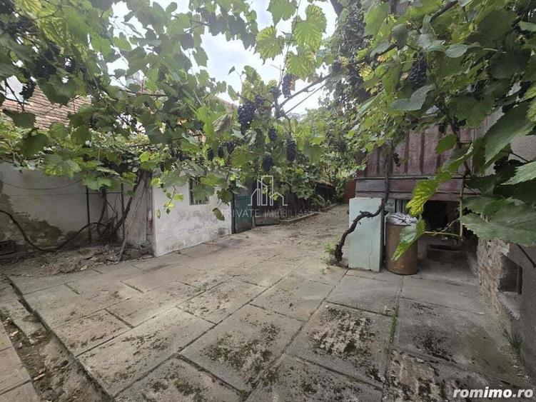 Imobil format din 2 cladiri, zona Stefan cel Mare, Sighisoara - 2