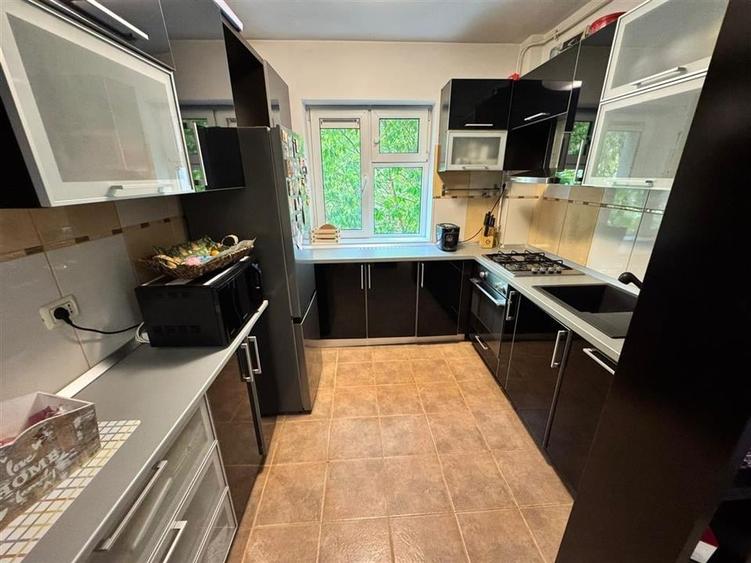 Apartament 3 camere, Primarie - Piata Unirii etaj 1, mobilat si utilat - 3