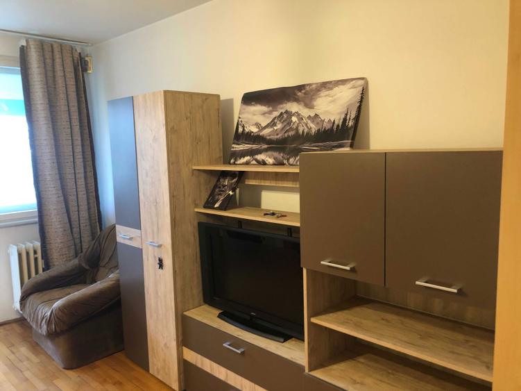 Garsoniera Piata Drumul Taberi metrou Tudor Vladimirescu tramvai 41- Renovata - 1