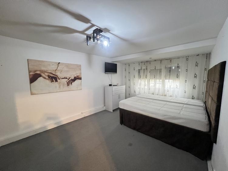Apartament 3 camere, decomandate, Nord - 4