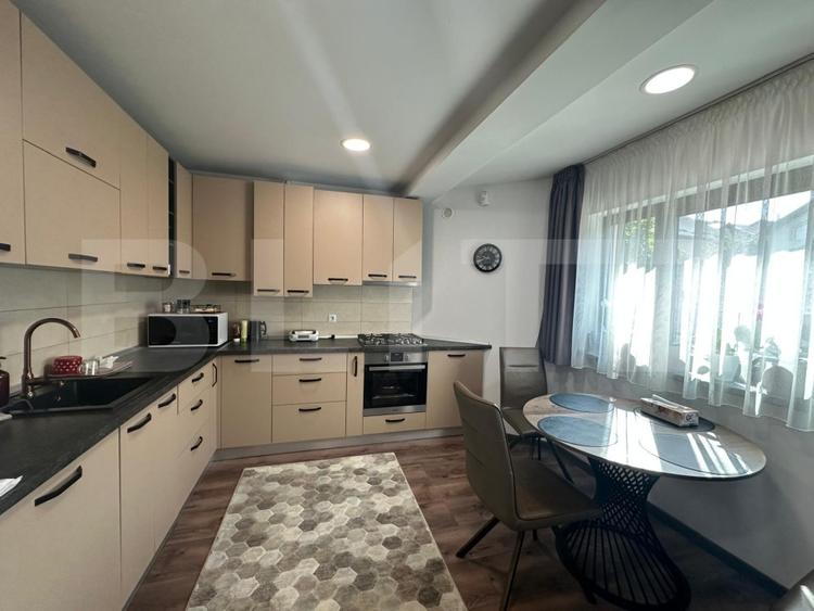 Casa moderna cu terasa, foisor, gradina 500mp - 1