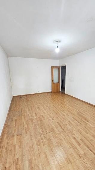 Nicolina - 1 camera decomandat - liber - ideal investitie - 6