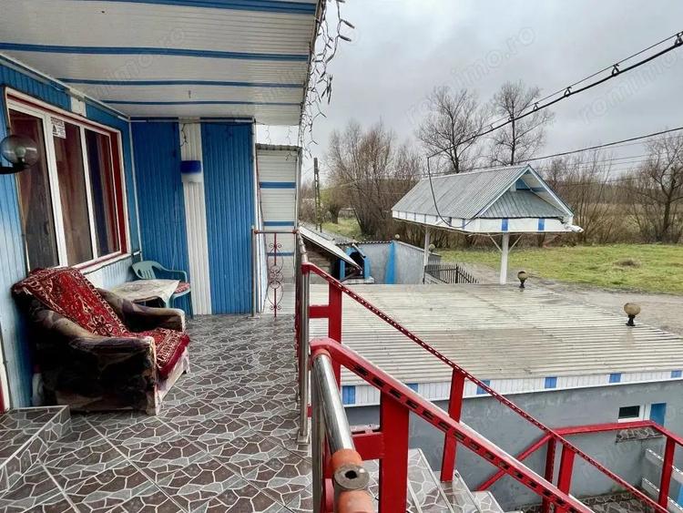 Casa 445 mp Dochia spa?ii foarte mari, 5000 mp curte, ideal familie sau afacere - 8