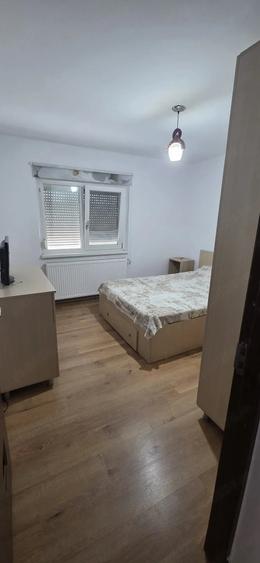 Inchiriere apartament 2 camere zona centrului comercial Pelendava - 1Mai - 2
