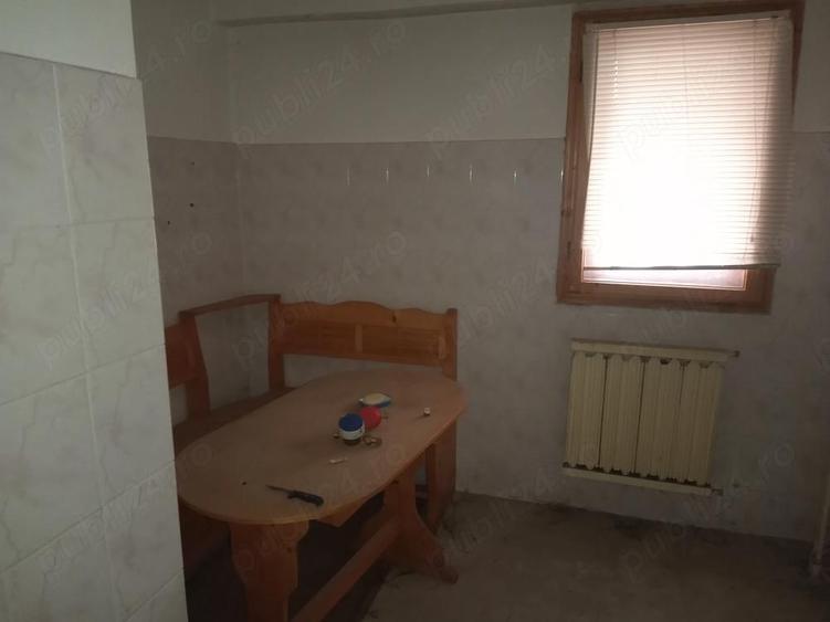 Vand apartament 2 camere in Pascani,zona deal,str.Gradinitei,vizavi de Catedrala - 5