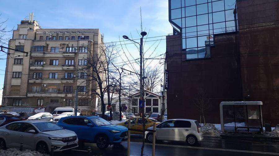 De vanzare apartament cu 4  camere Armeneasca - 9