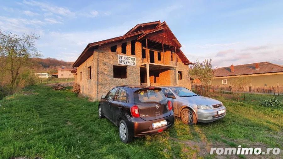 Casa spatioasa in Plopsoru - 4