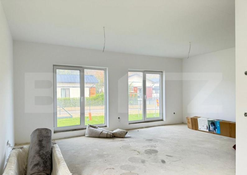 Casa individuala de 3 camere, 90mp, curtea 350mp, zona Sanic - 12