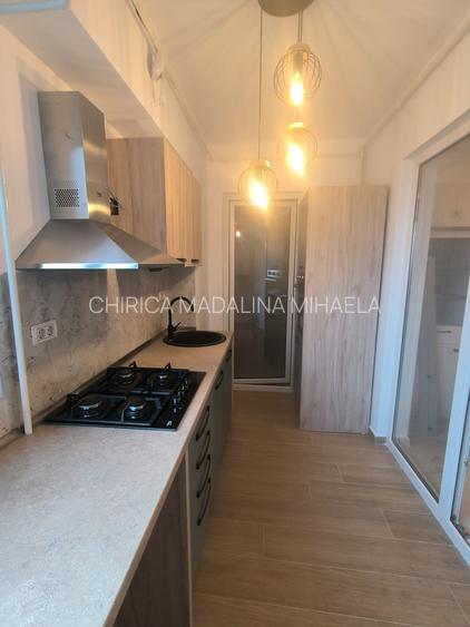 Central Address , 2 camere, bloc nou, loc de parcare, contract Central Address , 2 camere, bloc nou, loc de parcare, contract