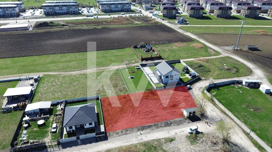 Teren intravilan construibil, utilități complete Str. Cetății - Comision 0 - 1