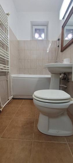 Apartament 2 camere Onesti, zona centrala, parter. - 7