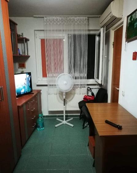 Proprietar. La METROU Costin Georgian, Garsoniera Etaj 2/4 - 2