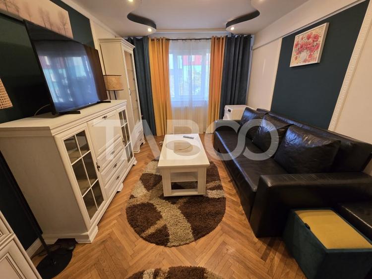 Apartament decomandat 3 camere balcon pivnita lift Vasile Aaron Sibiu - 11