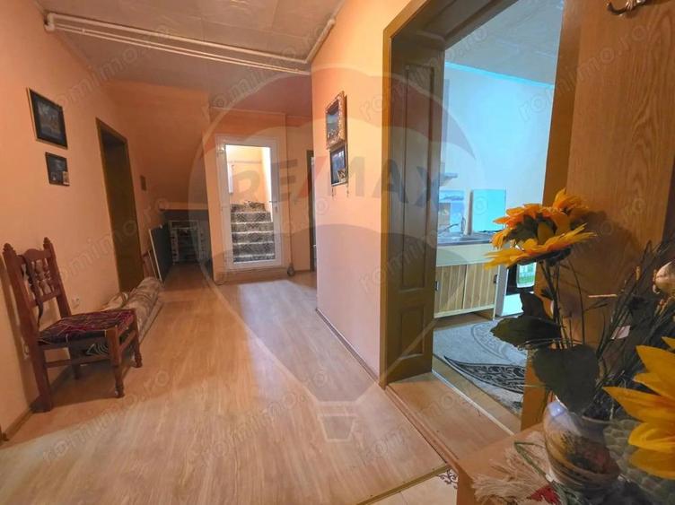 Casa pe strada Prefect Vasile Molovan- Tarnaveni - 2