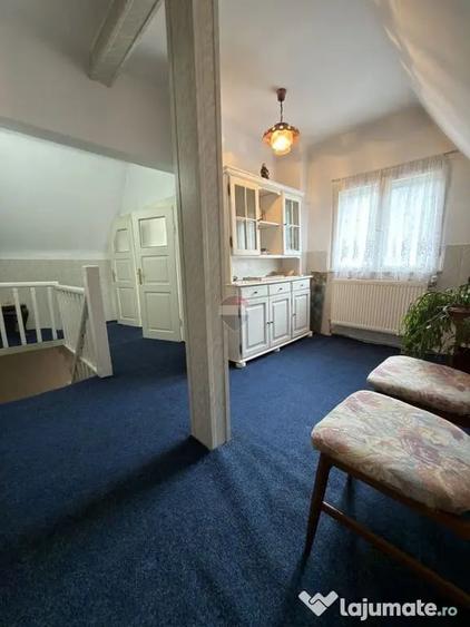 Apartament cu 3 camere semidecomandat în Central
