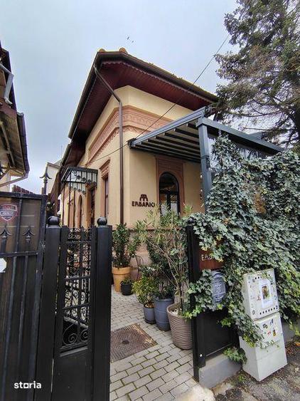 Casă cu 4 camere cu Teren 220 Mp în Central