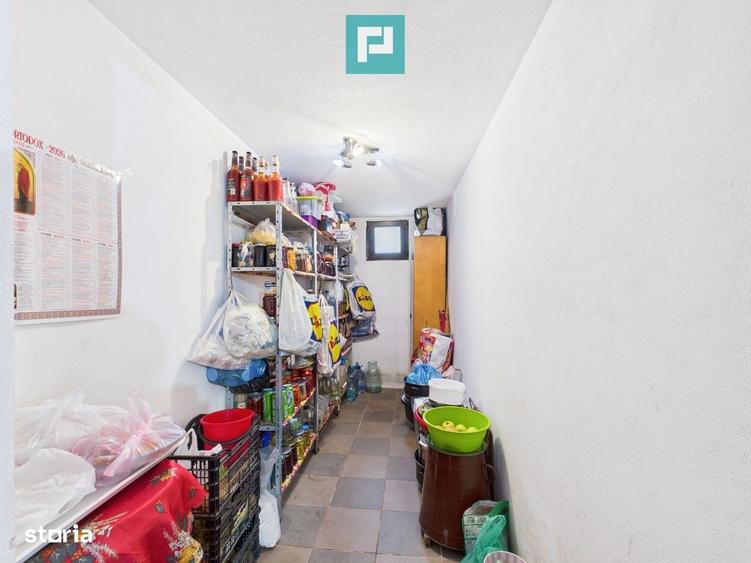 Casă cu 4 camere în Radna