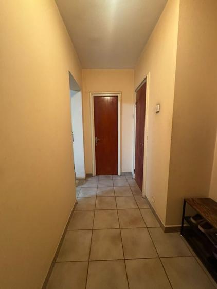 Apartament cu 2 camere semidecomandat, mobilat în Dorobanți
