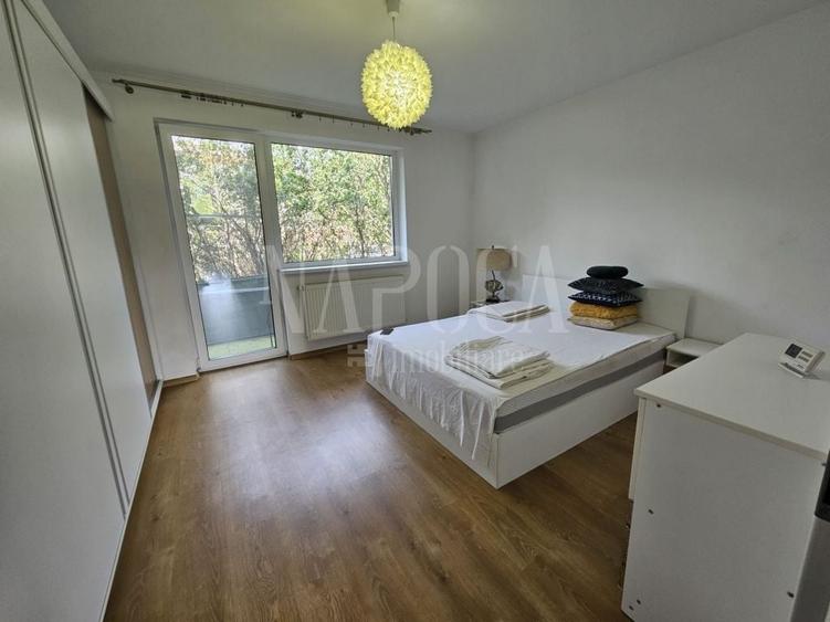 Apartament 3 camere de vanzare in Floresti - 1