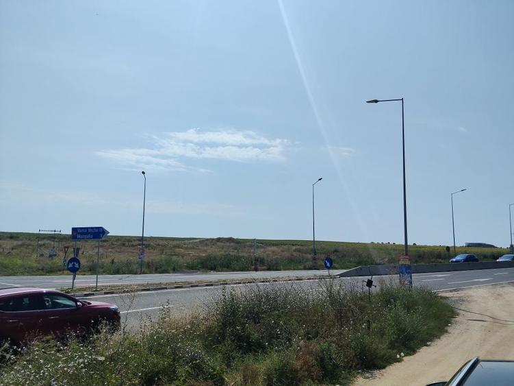 Spațiu comercial, în 23 August