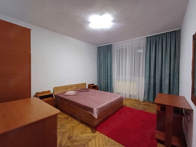 Apartament cu 2 camere semidecomandat în Schei