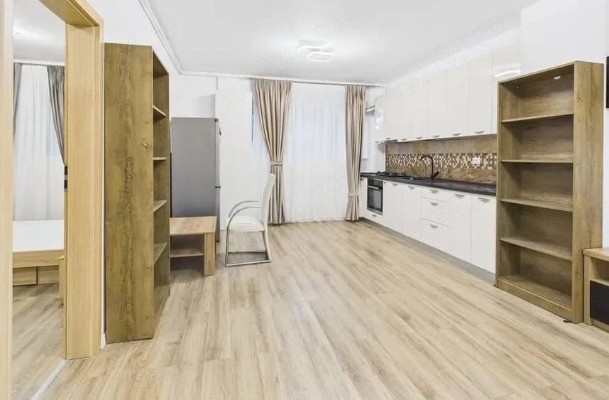 Apartament cu 2 camere decomandat în Păcii