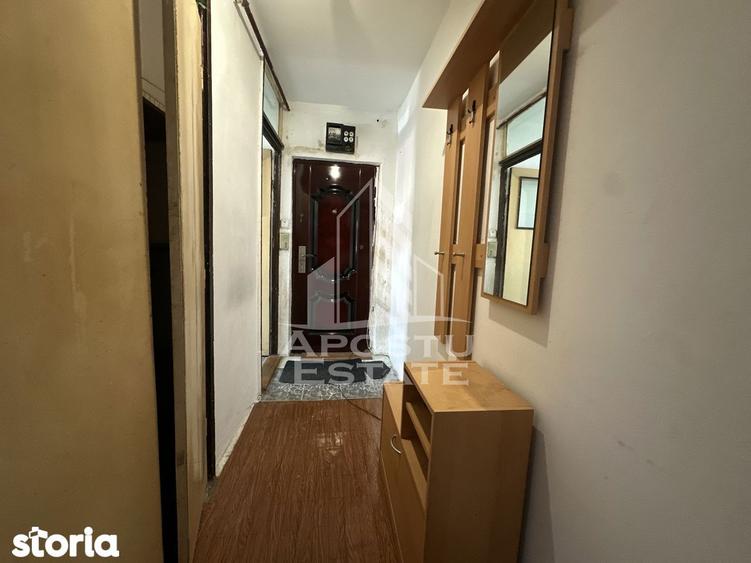 Garsonieră decomandată în Șagului