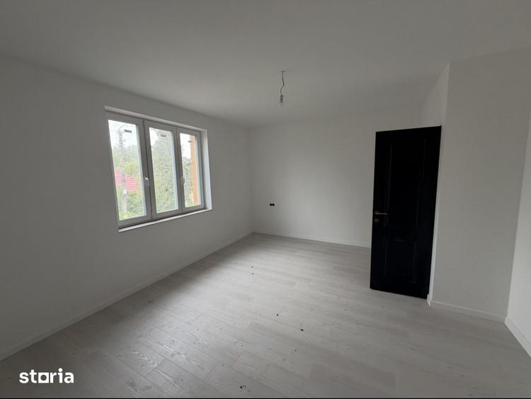 Casă cu 3 camere cu Teren 439 Mp în Central