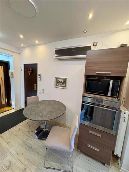 Apartament 2 Camere Central Bloc tip Vila - 1