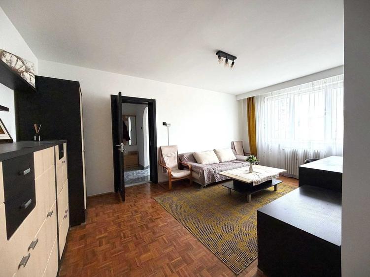 Apartament cu 2 camere semidecomandat în Semicentral