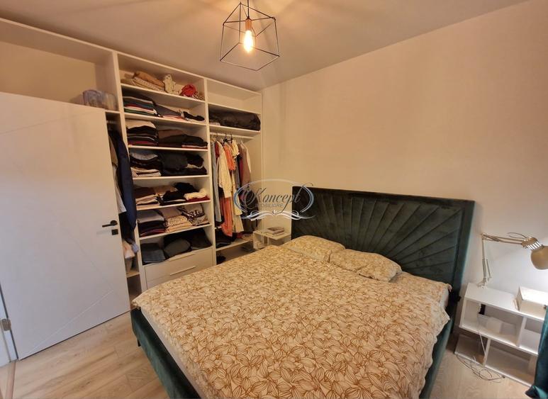 Apartament cu 3 camere semidecomandat, mobilat în Florești