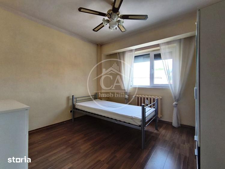 Apartament cu 4 camere decomandat în Rogerius