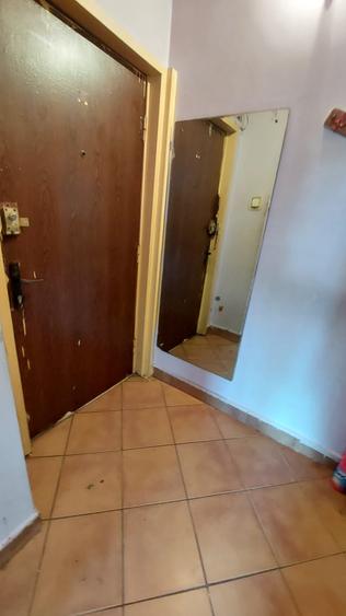 Garsonieră decomandată în Rahova