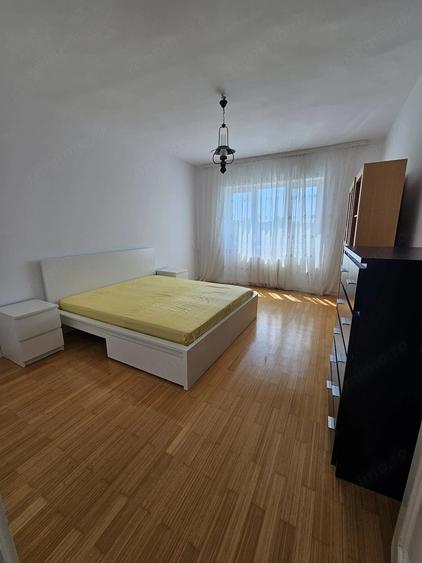 Casă cu 4 camere cu Teren 800 Mp în Ghiroda