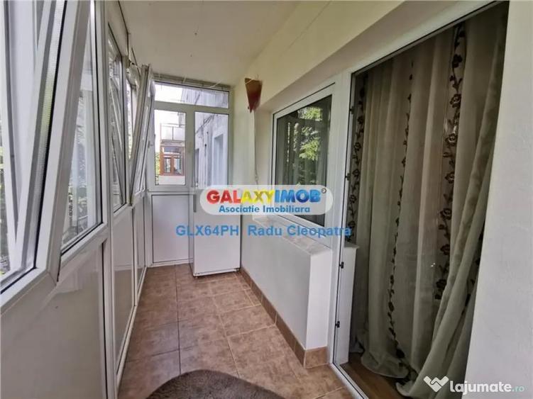Apartament cu 2 camere semidecomandat în Enachiță Văcărescu