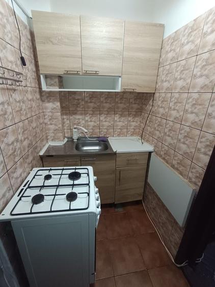 Garsonieră în CET