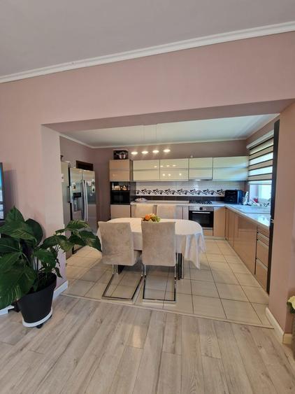 Vand casa tip duplex - 8