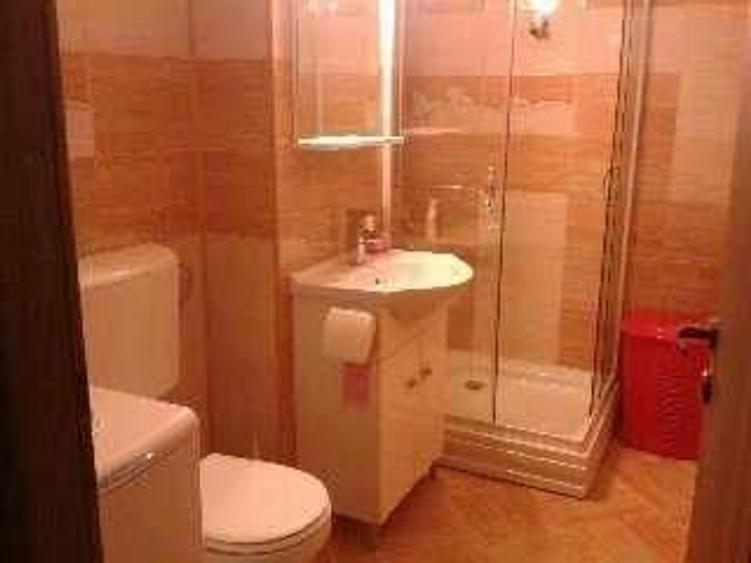 Inchiriez garsoniera decomandata Sarari - 1