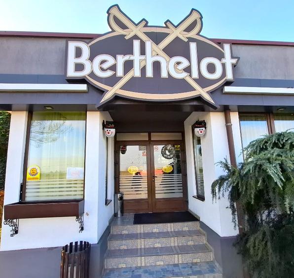 POPAS TURISTIC BERTHELOT OPORTUNITATE RARA PE E85 - 3