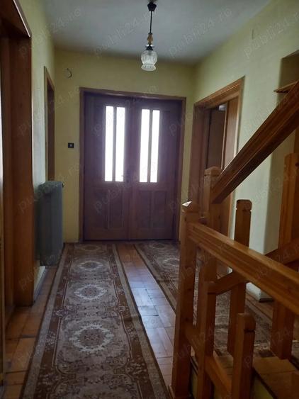 Casa de vanzare la Faget jud Timi? - 5