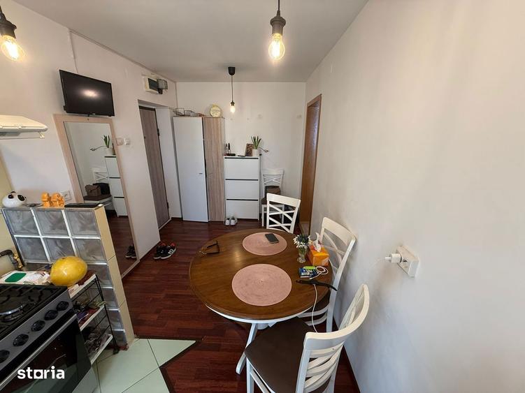 Apartament 2 camere de vanzare Zona Democratiei Lupeni - Ploiesti - 8