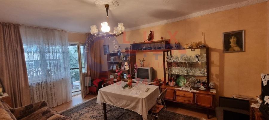 ID 3480 Apartament 3 camere Piata Noua - 1