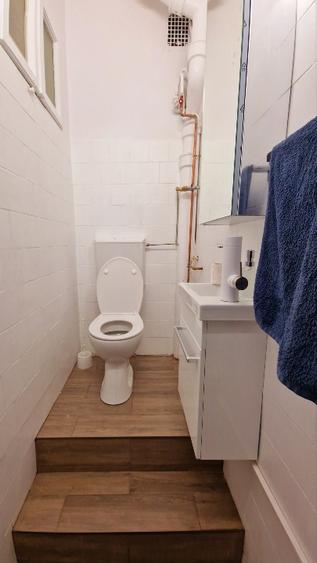 Inchiez apartament 2 camere decomandat zona Piata Muncii, parter de casa la curt - 9
