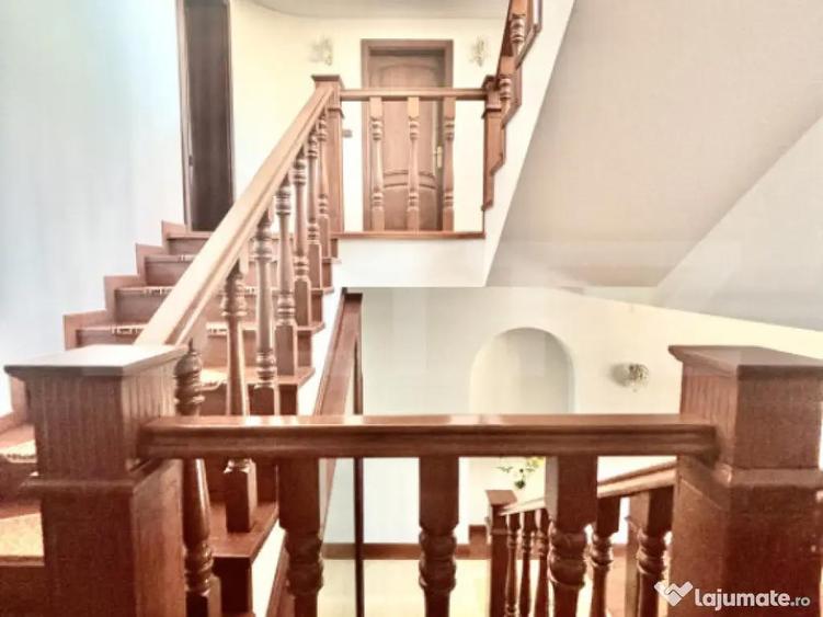 Casa individuala 260 mp utili , 868 mp teren, Zona Braytim - 18