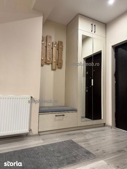 Apartament cu 2 camere, mobilat în Central
