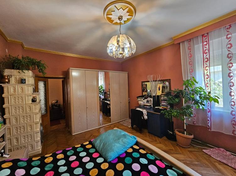 Casa ultracentrala zona Imparatul Traian - 21