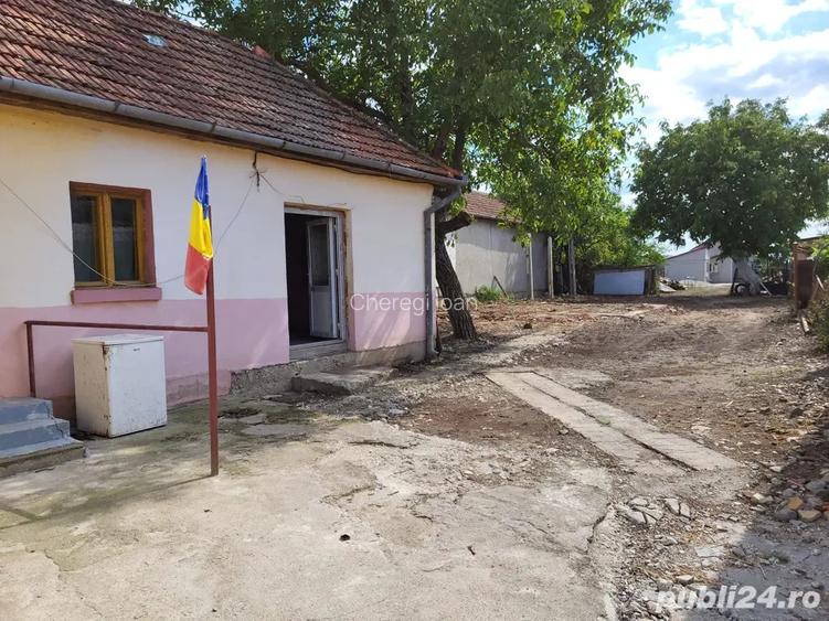 Vand casa cu 4 camere