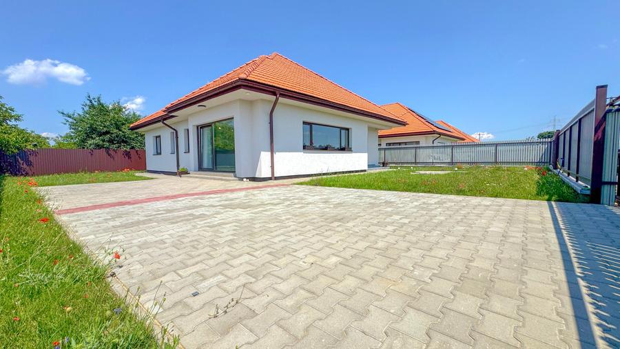 Casa eficienta energetic cu teren 500 mp in Harman - 1